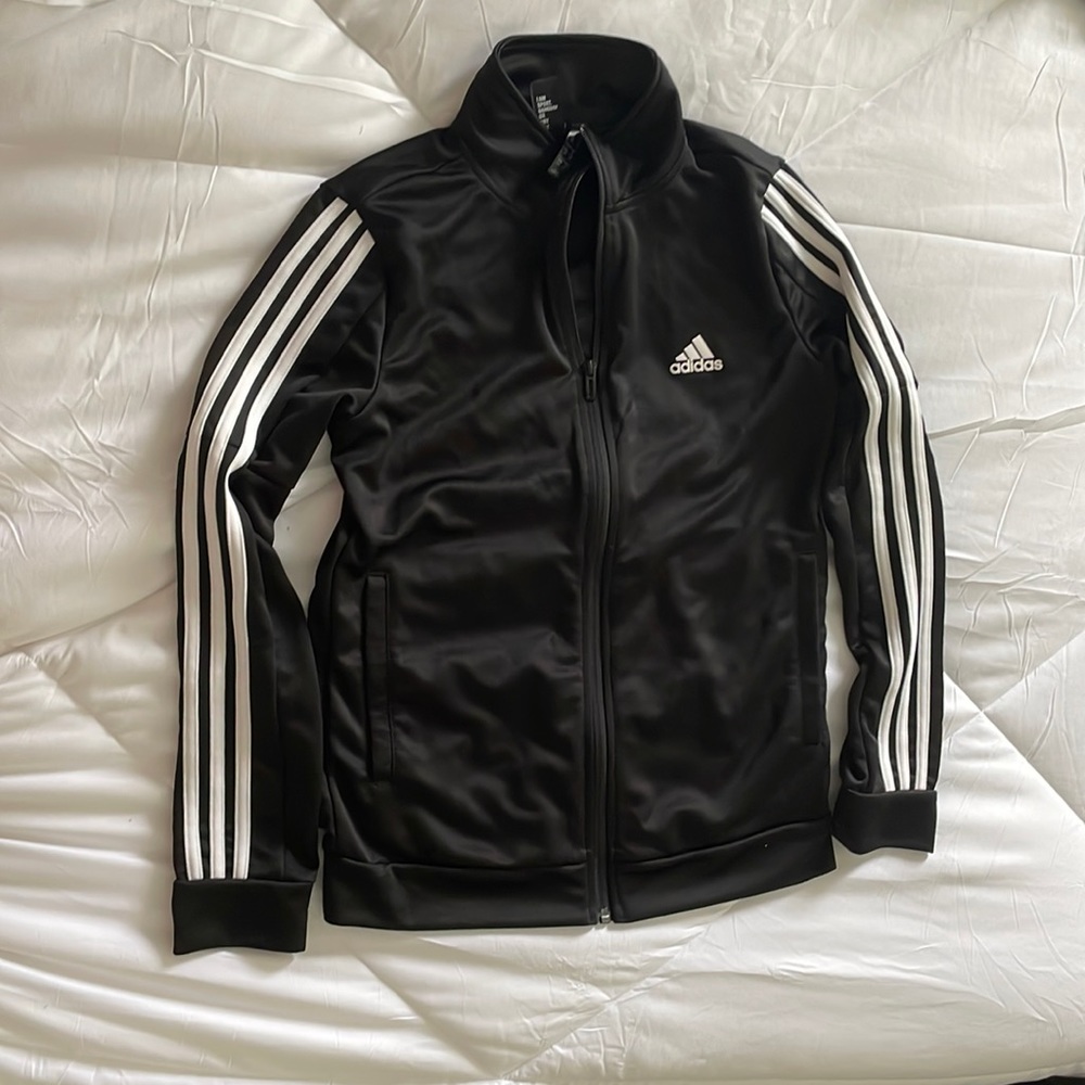 Adidas Tracksuit Set! Worn a handful of times!!